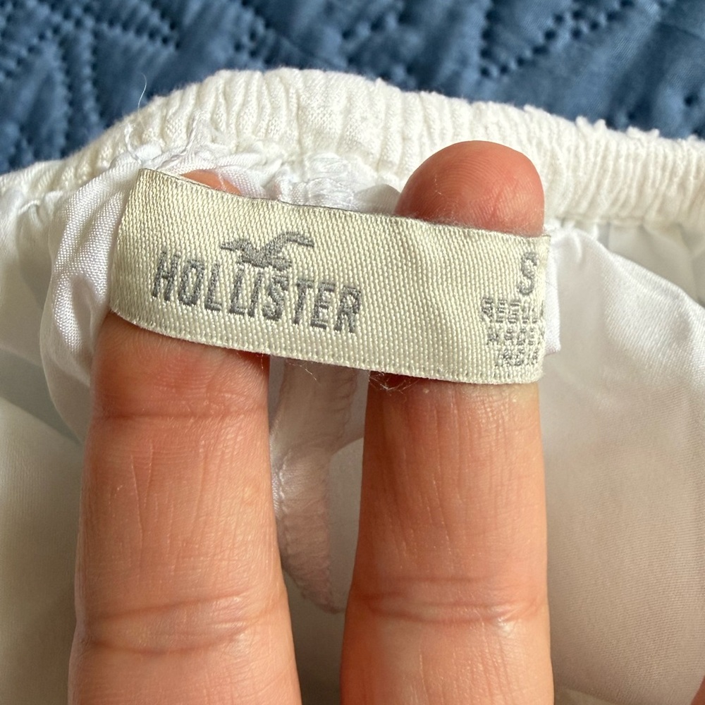 Hollister White Garment - Picture 7 of 9